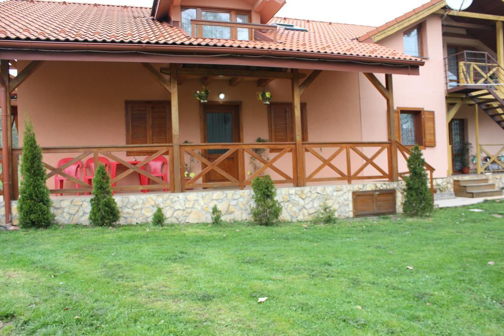 Apartmany Vinné 외부 사진