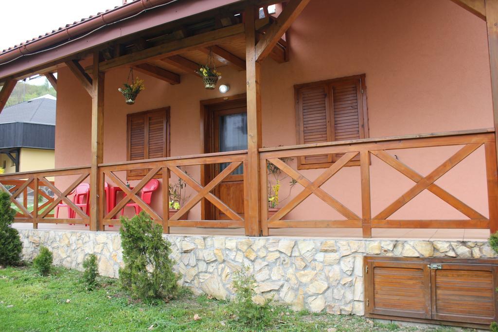 Apartmany Vinné 외부 사진